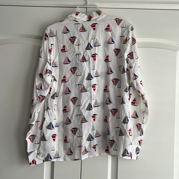 EQUIPMENT FEMME Nautical Sailboat Print 100% Silk - Picture 6 of 8